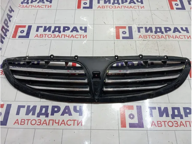 Решетка радиатора SsangYong Kyron 7945109000
