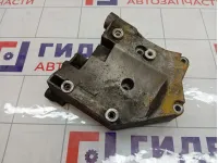 Кронштейн кондиционера SsangYong Kyron A6652340939