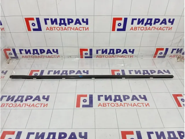 Накладка стекла наружная передняя правая SsangYong Kyron 7222209000