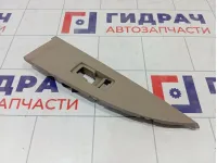 Накладка кнопки стеклоподъемника передней правой SsangYong Kyron 7226009000