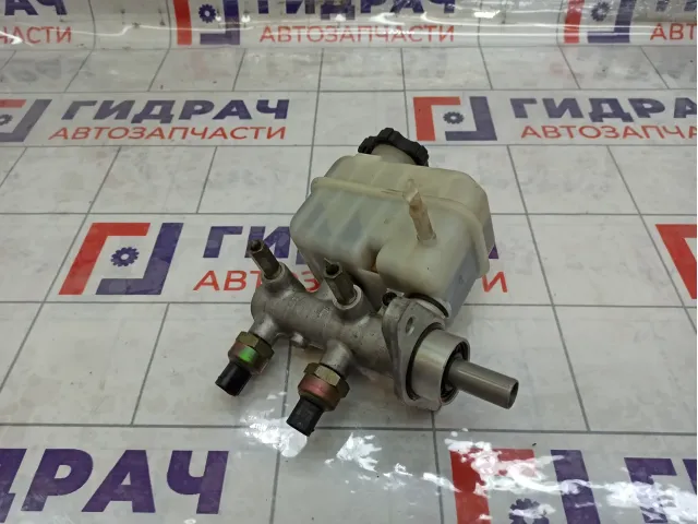 Цилиндр тормозной главный SsangYong Kyron 4854009200