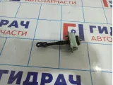 Ограничитель двери передний правый Ssang Yong Actyon New 7126034001.