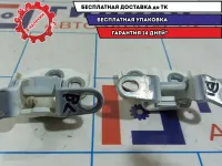 Петли двери задней левой Ssang Yong Actyon New . Комплект.