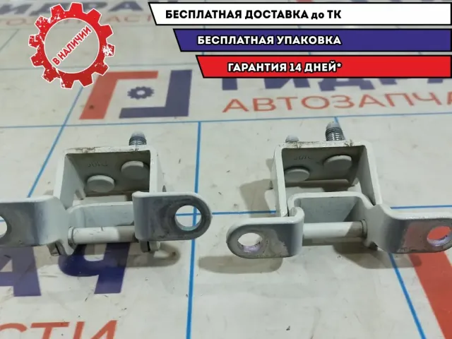 Петли двери багажника Ssang Yong Actyon New . Комплект.