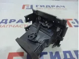 Дефлектор воздушный левый Ssang Yong Actyon New 6963A34001.