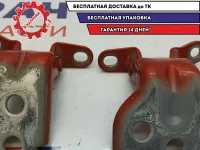 Петли двери передней правой Ssang Yong Actyon New . Комплект.