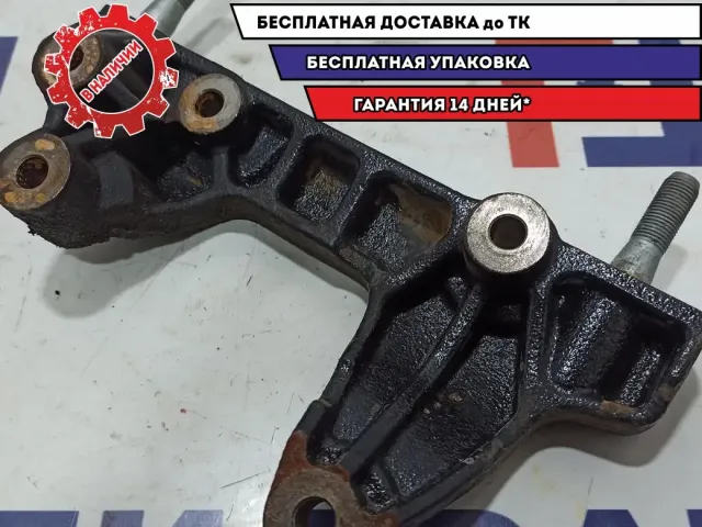Кронштейн двигателя правый Ssang Yong Actyon New 1722200304.