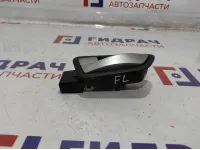 Ручка двери передней внутренняя левая Ssang Yong Actyon New 7241034012. Царапина.