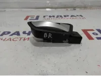 Ручка двери задней внутренняя правая Ssang Yong Actyon New 7342034012. Царапина.