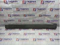 Накладка на порог наружная левая Ssang Yong Actyon New 7955034001. Дефект креплений, царапины.