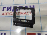 Накладка дефлектора левого Ssang Yong Actyon New .