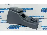 Подлокотник Ssang Yong Kyron 7791131000. Дефект. Царапины.