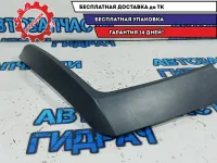 Накладка на торпедо правая Ssang Yong Kyron 7662009500HCQ. Царапина.