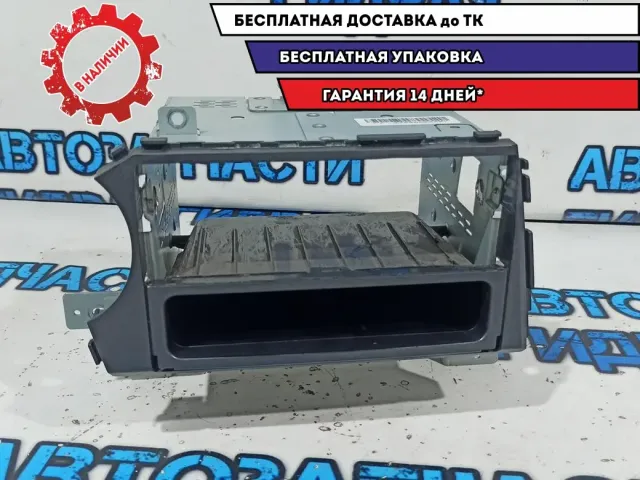 Накладка на торпедо под магнитолу Ssang Yong Kyron 8911009101HCX.