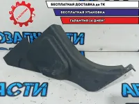 Накладка порога внутренняя правая Ssang Yong Kyron 7738009000ABQ. Царапины.