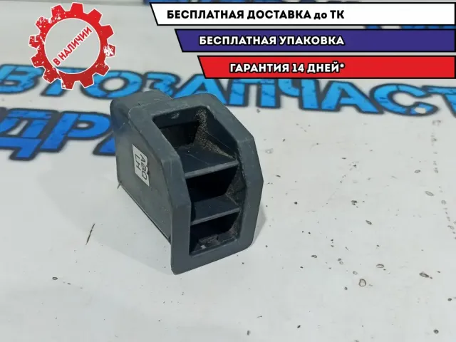 Дефлектор воздушный в подлокотник левый Ssang Yong Kyron 7795531000ABQ.