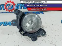 Фара противотуманная правая Ssang Yong Kyron 8320209000. С кронштейном.