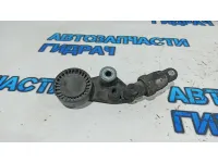 Ролик ручейкового ремня с кронштейном Ssang Yong Kyron 6652000170. Аналог.