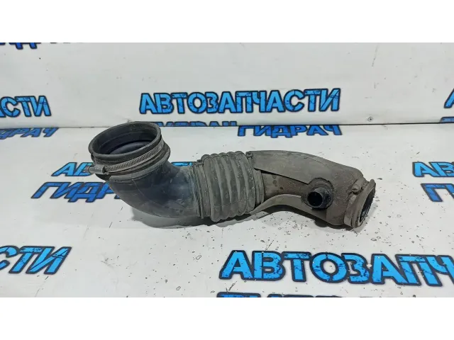 Патрубок воздушного фильтра Ssang Yong Kyron 2372109062.