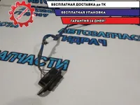Контакт электрический задний правый Hyundai H1/Grand Starex 935954H200 .