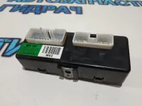 Реле поворотов Hyundai H1/Grand Starex 952304H101 .