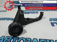 Ролик с кронштейном Hyundai H1/Grand Starex