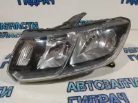 Фара левая Renault Sandero Stepway 2 260609450R. Дефект креплений.