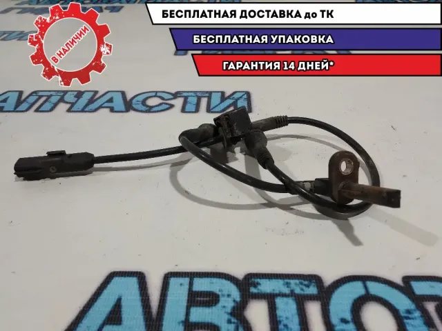Датчик ABS передний Renault Sandero Stepway 2 479104225R.