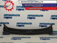 Решетка под лобовое стекло Renault Sandero Stepway 2 668115673R.