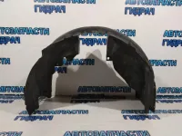 Подкрылок передний левый Renault Sandero Stepway 2 638418777R.