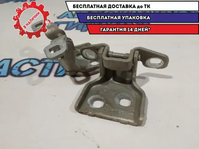 Петли двери  передней левой  Renault Sandero Stepway 2