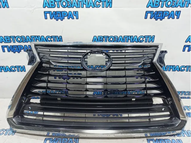 Решетка радиатора Lexus RX350 AL20, 4 поколение  5311148320. Царапины.