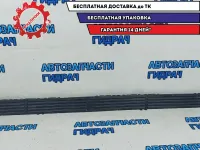 Накладка на подножку левая Lexus LX 570, 2 поколение  5177260140. Дефект.