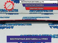 Накладка молдинг спойлера Toyota Camry XV70, 9 поколение  52705WY010. Царапины.