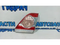 Фонарь задний правый внутрений Toyota Corolla E150 8158112110. Дефект.