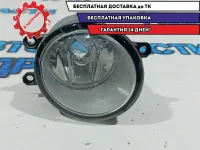 Противотуманная фара Toyota Avensis/Camry/Corolla  812100D042. Сломано крепление.