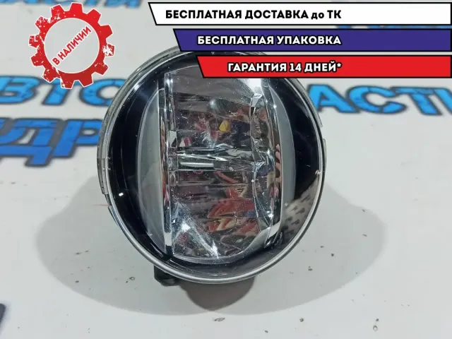 Противотуманная фара Toyota Land Cruiser j200, 11 поколение  1379404F3. Сломан кронштейн.