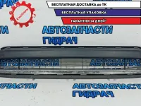 Решетка в бампер центральная Toyota Highlander 5310248030. Дефект хрома.