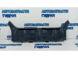 Обшивка багажника Toyota Camry XV55  5838733111. Потертости.