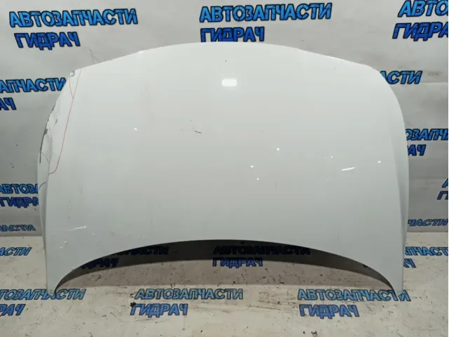 Капот Hyundai Solaris, 1 поколение Bamper Bamper 664004L300. Дефекты.