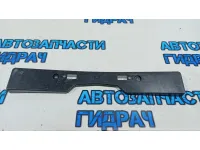 Накладка под номерной знак Toyota Rav4, XA40, 4 поколение  5211442120.