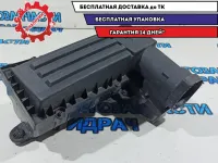 Корпус воздушного фильтра Volkswagen Passat, B6  1KD129607C. Дефект.