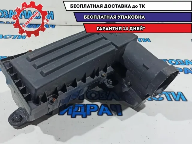 Корпус воздушного фильтра Volkswagen Passat, B6  1KD129607C. Дефект.