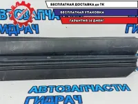 Накладка двери задней правой Lexus RX 350 AL20, 4 поколение  7507548140. Дефект.