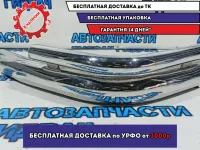 Отбойник заднего бампера правый Toyota Land Cruiser .
