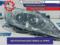 Фара правая Toyota Camry V50 8114533B00  Сломаны крепления.