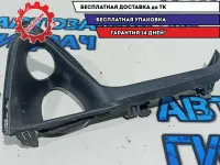 Рамка противотуманной фары правой Lexus RX 5314148090 Дефект.