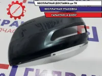 Накладка зеркала левого Toyota Land Cruiser J200, 11 поколение  87945-60050-C1. Дефект креплений. Царапины.