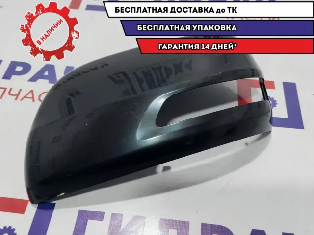Накладка зеркала левого Toyota Land Cruiser J200, 11 поколение  87945-60050-C1. Дефект креплений. Царапины.