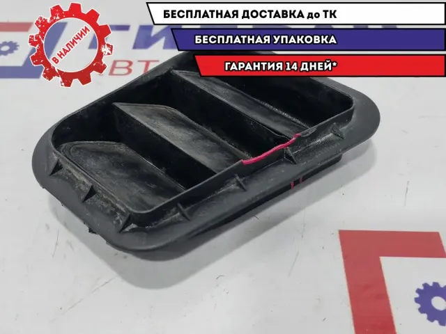 Решетка вентиляционная Hyundai ix35, LM  975102F200. Дефект.